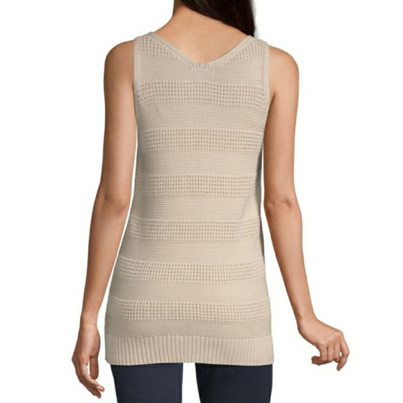 NWT a.n.a V Neck Sleeveless Pullover Sweater - Picture 2 of 11